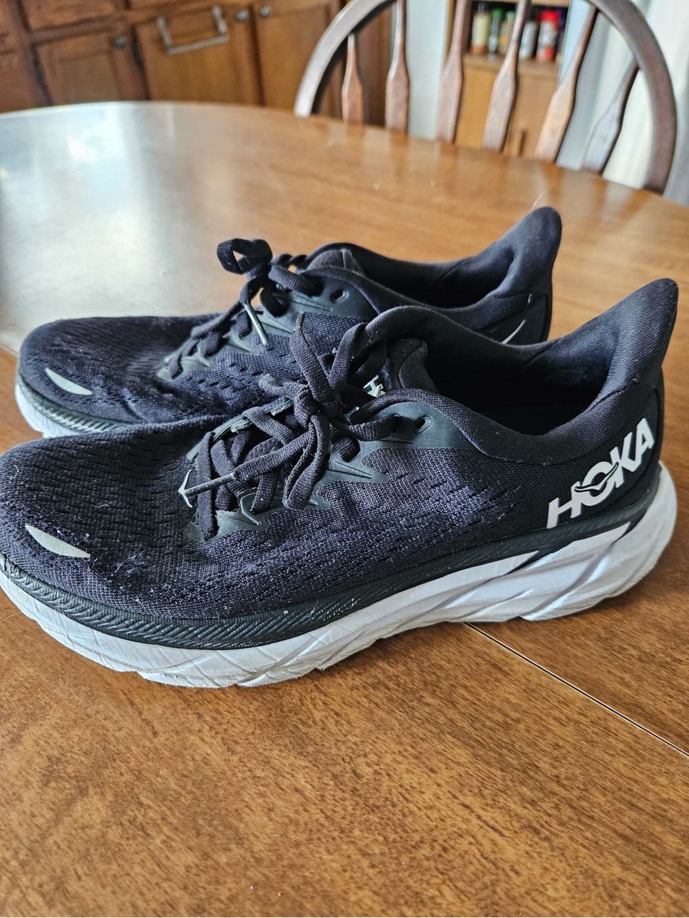 Hoka Black and White Clifton 8